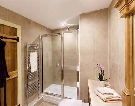 Maison d'hôtes Woodlands Farm 5*